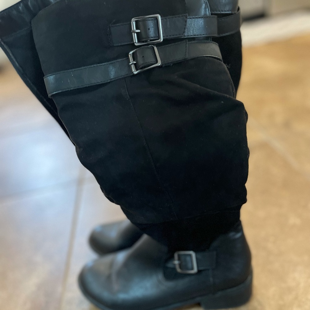 Black boots